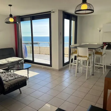 Sunset Joli 3 Pieces Avec 2 Alcoves Clim Vue Piscine Rochelongue Cap D'agde